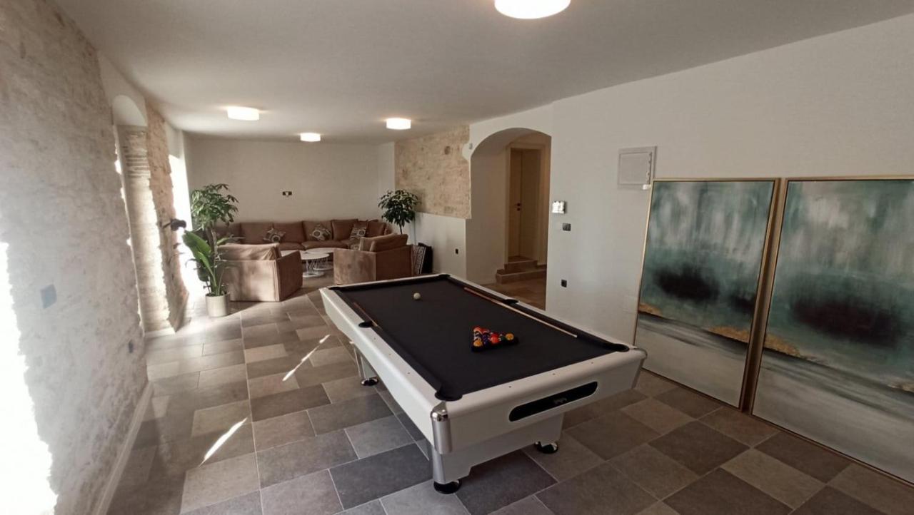 Villa Damiani Pula Bagian luar foto