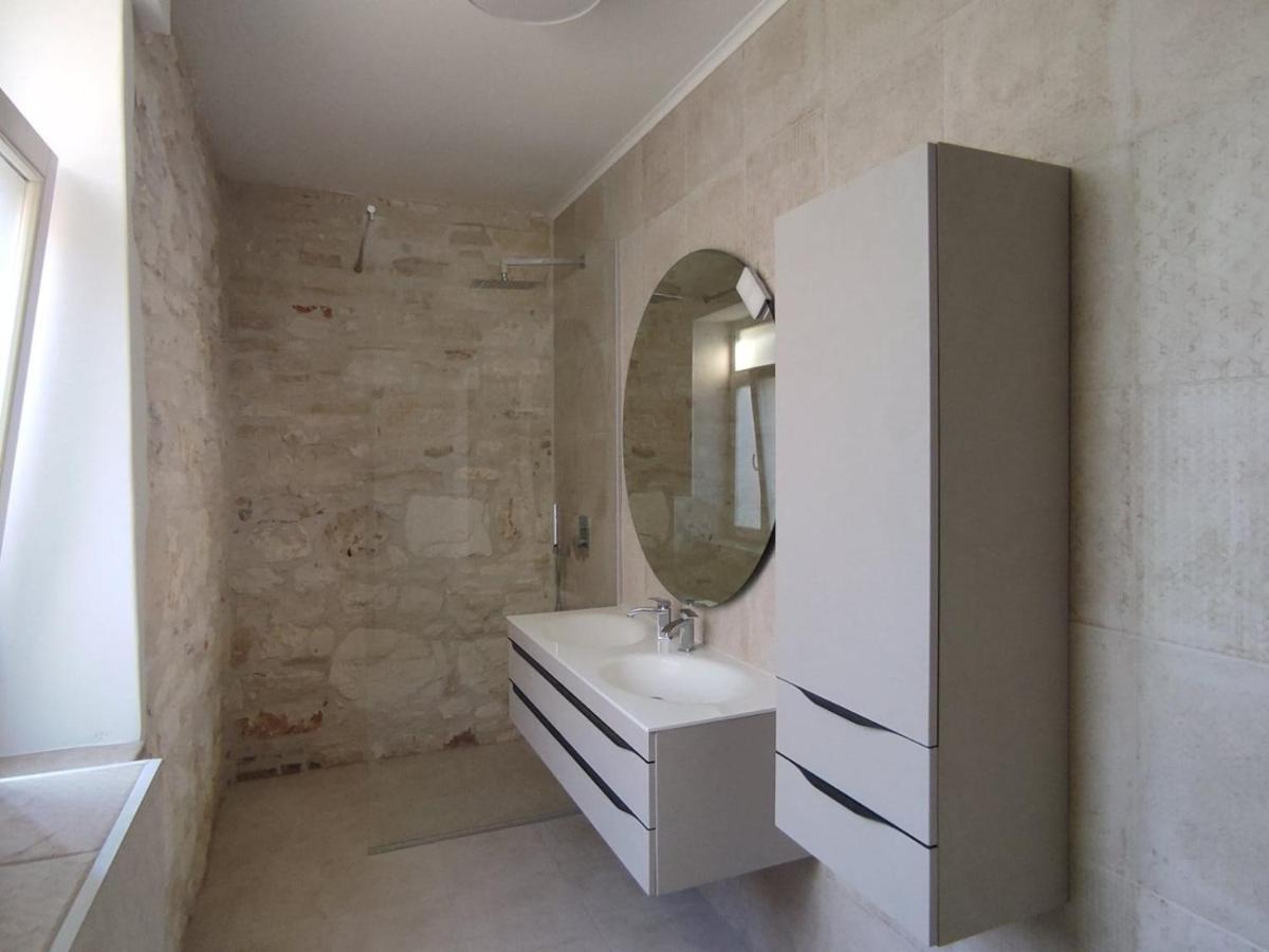 Villa Damiani Pula Bagian luar foto